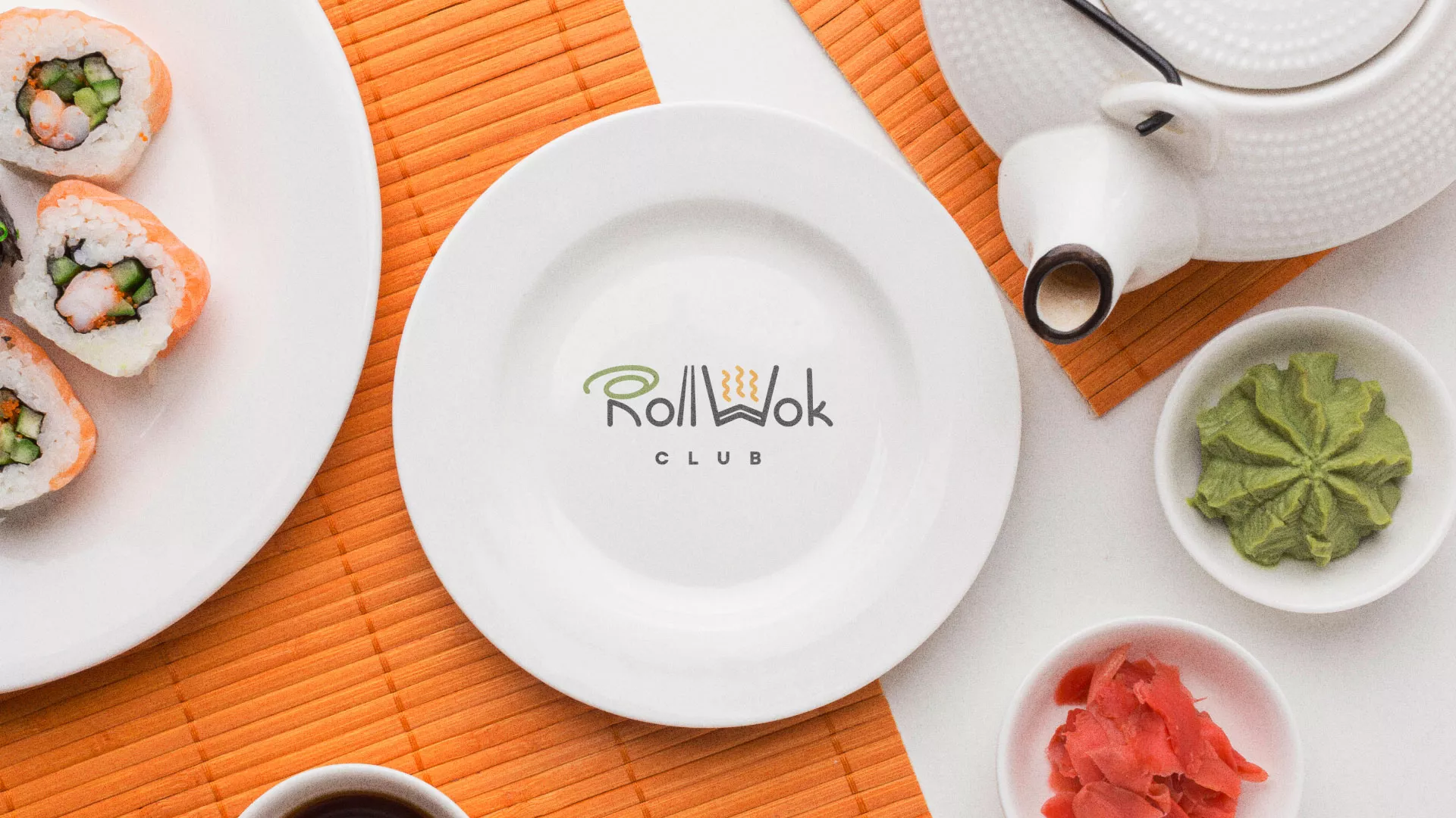 Разработка логотипа и фирменного стиля суши-бара «Roll Wok Club» в Полярных Зорях